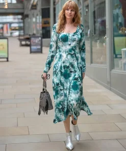 Fabulously Flattering Dress