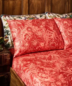 Olde Worlde Matching Bedding