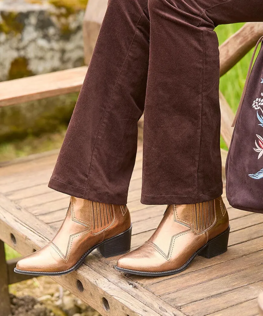 Star Gazer Western Boots