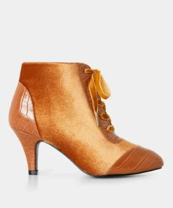 Sweet Song Velvet Bootees