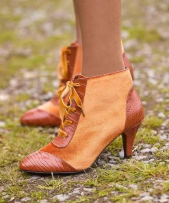 Sweet Song Velvet Bootees