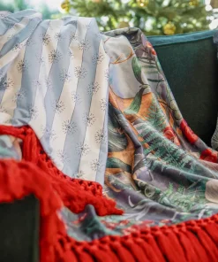 Wondrous Woodland Festive Throw